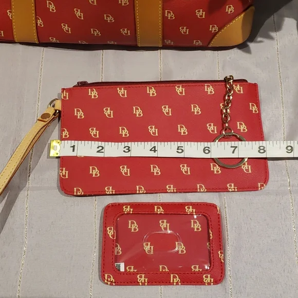 ❣️💫MARK DOWN💫❣️Dooney & Bourke Bag - Picture 10 of 11